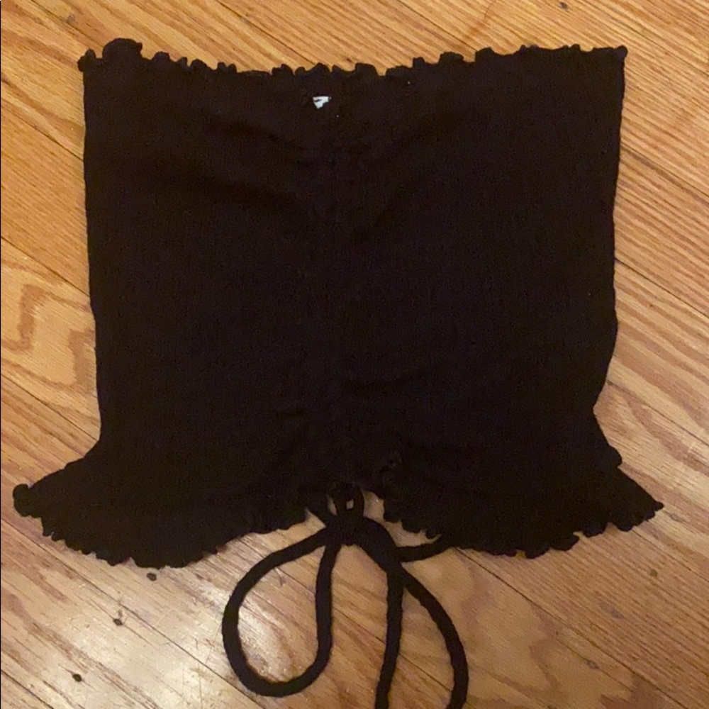 black scrunch tube top